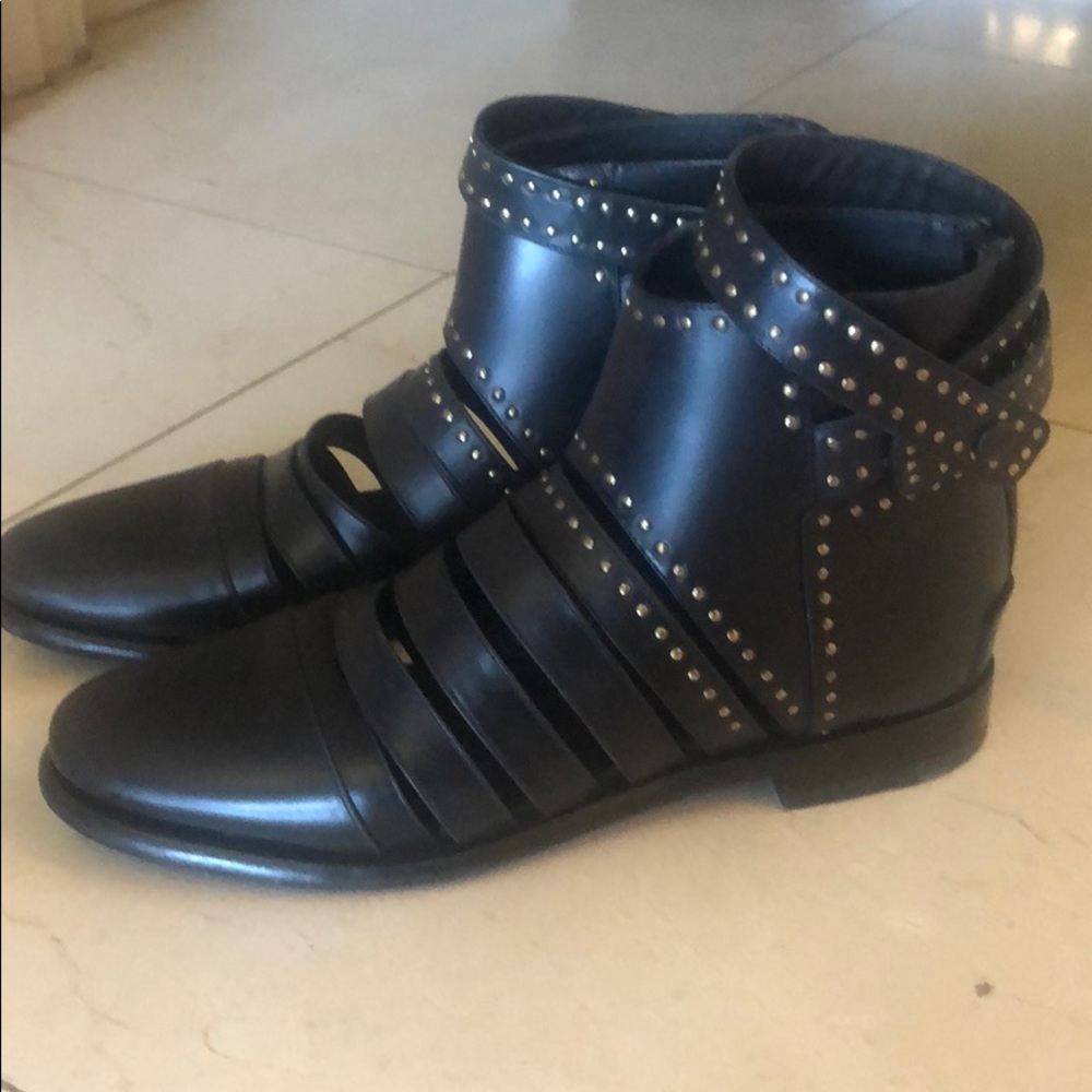 Balenciaga Boots Black Leather